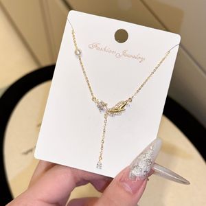 Collana di lusso Koi di lusso da donna ciondolo con zircone di forma geometrica alla moda catena di clavicola per anniversario luce di nicchia - Product Image 5