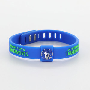 <span class=keywords><strong>Bracelet</strong></span> en silicone ajustable avec breloques d'équipes sportives Lakers Nets Warriors Bucks 76ers pour les fans de basketball - Product Image 6