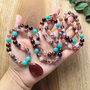 สร้อยคอมุกมาลา <span class=keywords><strong>108</strong></span> เม็ด ทำด้วยมือ, โกเมนธรรมชาติ, ควอตซ์ไฟแดง, อะเมโซไนต์, จาปามาลา, คริสตัลบำบัดเพื่อการสวดมนต์, ของขวัญเครื่องประดับโยคะ - Product Image 1