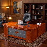 Scrivania Direzionale Moderna Estensibile in Legno e Acciaio, Design Ergonomico per Uso in Villa