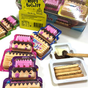 Vente en gros d'usine, bâtonnets de biscuits en forme de gâteau d'anniversaire, chocolat au lait noir et blanc, confiture - Product Image 2