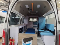 Ambulance de type fourgon à toit surélevé Foton G7, fabriquée en Chine, conduite à gauche (LHD) ou à droite (RHD), véhicule d'ambulance médical d'urgence personnalisé pour le sauvetage
