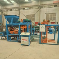 Machine à fabriquer des blocs creux en ciment semi-automatique QT4-40-2, machine à briques à faible coût pour les petites entreprises