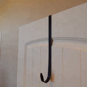 Porte-couronne de porte en fer robuste avec revêtement en poudre pour l'affichage intérieur/extérieur, crochets pour <span class=keywords><strong>guirlande</strong></span> de Noël, Saint-Valentin - Product Image 5