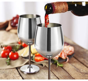 Boîte de couleur personnalisée en acier inoxydable <span class=keywords><strong>verre</strong></span> <span class=keywords><strong>à</strong></span> champagne <span class=keywords><strong>pied</strong></span> haut vin <span class=keywords><strong>rouge</strong></span> résistant aux chutes vaisselle d'extérieur gobelet en métal - Product Image 3