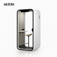 Cabine de bureau mobile insonorisée au design moderne, espace de travail mobile intérieur, cabine téléphonique silencieuse pour studio ou salle téléphonique