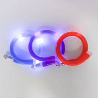 2023 VIBBON nouveautés LOGO personnalisé DMX pour les événements 512 Radio contrôlée fête LED clignotant Bracelet LED Bracelet