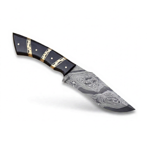 Couteau utilitaire d'extérieur en acier Damas forgé à la main avec manche en laiton incrusté - Product Image 1