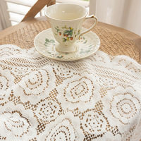 Grande nappe en dentelle blanche de 70 pouces Grande nappe ronde Nappe florale Couverture de table bohème rustique pour ferme