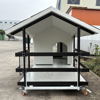 Abri pour animaux de compagnie mobile modulaire en acier et PU, isolé, étanche, avec fenêtres hermétiques, pour extérieur et jardin, sur roues