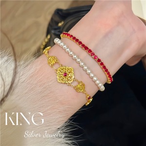 กำไลข้อมือเงินแท้ S925 ชุบทอง ประดับลายดอกไม้ ฝังทับทิม สำหรับผู้หญิง สวมใส่ได้ทุกวัน - Product Image 4