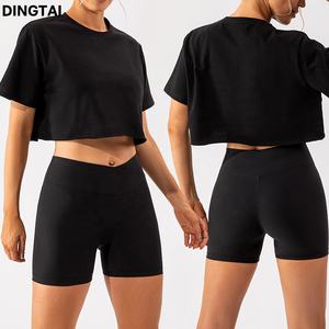 低最小起订量高品质女性2件短袖裁剪顶级健身房套装瑜伽健身运动休闲套装 - Product Image 3