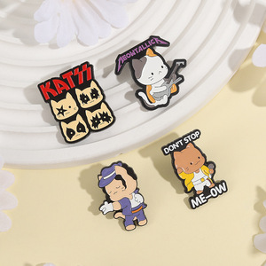 Spilla in lega smaltata a forma di animale musicale Rock Band per gatti, stile punk, per giacche, ideale per lauree e novità - Product Image 3