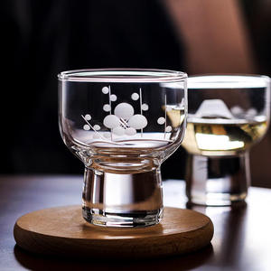 <span class=keywords><strong>Verre</strong></span> à shot japonais Kiriko <span class=keywords><strong>Toyo</strong></span> Sasaki Fujiyama en cristal taillé, capacité 70-125 ml, durable, artisanal, art moderne, unique, sans BPA - Product Image 4