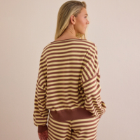 Ensemble deux pièces surdimensionné à rayures avec logo personnalisé OEM, comprenant un pull à col bateau et un pantalon large pour femmes