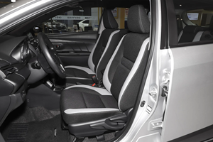 รถยนต์มือสองสำหรับ <span class=keywords><strong>YARIS</strong></span> L ถึง Showcase X 2023 1.5L CVT Leading PLUS SUV 21000 กม. พวงมาลัยซ้าย ไฟหน้า LED R15 - Product Image 4