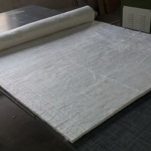 Estera de fieltro de aguja de fibra de vidrio con aislamiento de vidrio resistente al fuego de alta temperatura para sistema HVAC de aislamiento térmico - Product Image 5