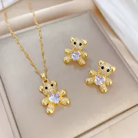 Ensemble de bijoux de fête de mariage de luxe zircone dessin animé ours pendentif collier boucles d'oreilles ensemble diamant étincelant animal boucle d'oreille collier
