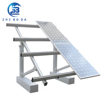 Support de montage au sol en ciment solaire durable, système de support photovoltaïque de haute qualité conçu pour les fermes solaires et les centrales électriques