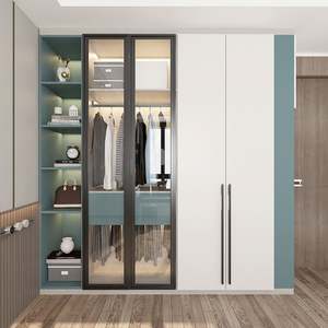 Armoire en bois massif personnalisable et exquise pour la chambre à coucher avec cadre en bois massif, rangement abondant et design moderne - Product Image 2