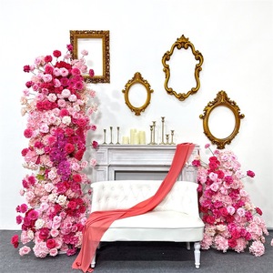 Arreglo floral versátil de flores de seda para arco de boda, decoración para interiores y exteriores. - Product Image 4