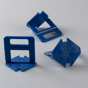 Clips et cales de nivellement écologiques pour système de nivellement de carreaux – Clips blancs, cales rouges – Utilisation professionnelle par les carreleurs uniquement - Product Image 1