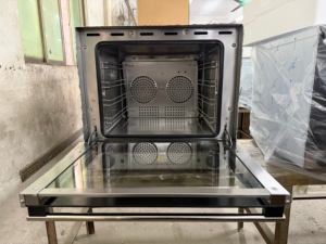 فرن كهربائي تجاري كامل الحجم عالي التحمل من OUTE بقوة 2600 واط، مصنوع من الفولاذ المقاوم للصدأ مع 4 أرفف وخاصية البخار وحماية من الحرارة الزائدة للمخابز - Product Image 4