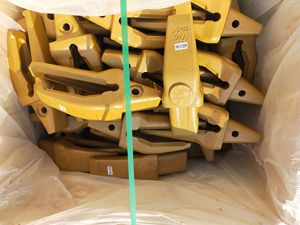 Factory Direct Price Mining Excavator <b>Bucket</b> Teeth Adapter 2713-9042 for DH200-5/S200/S170 Excavator <b>Bucket</b> <b>Heavy</b>-<b>Duty</b> Dredging - Product Image 2