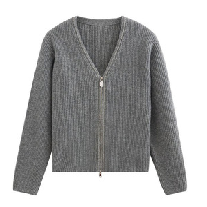Cardigan da Donna a Righe con Scollo a V Profondo <span class=keywords><strong>in</strong></span> 100% Cashmere, Chiusura a Cerniera Stile Gioiello, Abbigliamento Invernale per Donne - Product Image 1