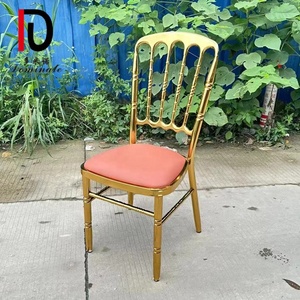 Chaises de mariage et d'hôtel en fer peintes par pulvérisation, modèle Château <span class=keywords><strong>Napoléon</strong></span>, avec coussin, vente en gros, très demandées - Product Image 1