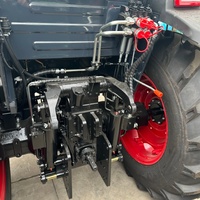Tracteur agricole 4 roues motrices avec moteur diesel Xinchai conforme à la norme EU Stage V, 2 groupes de sorties hydrauliques, contrepoids avant et arrière