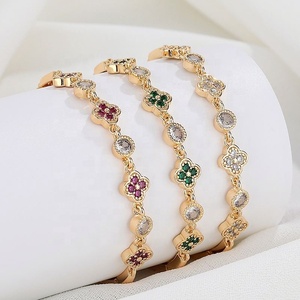 Oro Joyeria Wholesale HD Jewelry, bracelet pour femme tendance en or plaqué 18 carats avec zircon, design fleur cœur, pour les occasions de fête - Product Image 3