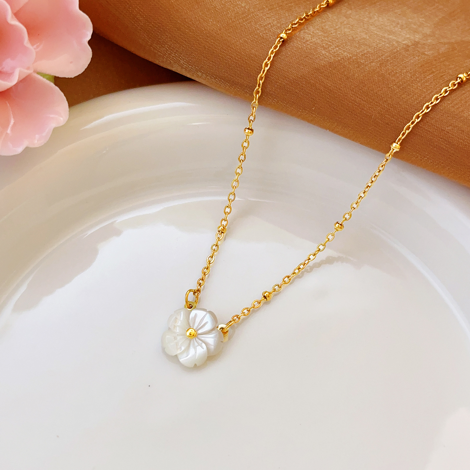 86312 flores blancas