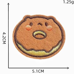 Patchs brodés autocollants mignons en forme de biscuits, pains, beignets et fromages pour la décoration - Product Image 6