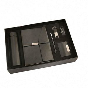 Ensemble cadeau de luxe 4-en-1 pour homme : portefeuille en PU, porte-clés, stylo, logo personnalisé, ensemble cadeau d'entreprise pour le Thanksgiving - Product Image 4