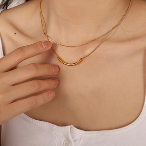 European American Trendy Double Layer Gold Plated <b>Titanium</b> Steel Necklace Geometric Design Short Clavicle <b>Chain</b> For Women - Product Image 4