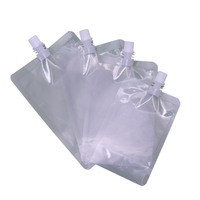 Pochette souple transparente personnalisée en CPP/PE avec bec verseur pour emballage sécurisé de liquides (eau minérale, boissons énergisantes, jus) – Impression offset à faible coût