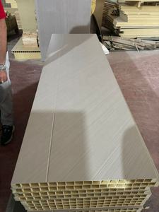 حمام من Yingkang مقاوم للماء في الشرق الأوسط تصميم شائع bc UPVC مركب تدفق 45 من بولي كلوريد الفينيل قوي WPC باب مجوف - Product Image 5