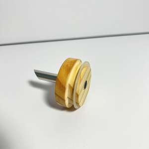 Logo-Becs gaufrés pour la distribution de liquide spécial - Product Image 3