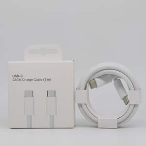 Câble de charge rapide 240W 5A en nylon tressé blindé Type-C vers Type-C de 2m avec conducteur en cuivre pur pour iPhone, iPad et batteries externes - Product Image 1