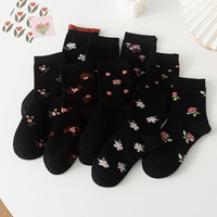 Neue Herbst/Winter Wadenlange Socken aus Gekämmter Baumwolle für Mütter; Blumenmuster-Jacquard Schwarz Warm Ethnischer Stil Vielseitig Schweißabsorbierend