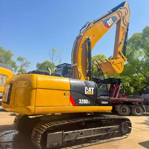 รถขุดตีนตะขาบ Caterpillar 320D มือสอง น้ำหนัก 20 ตัน นำเข้าจากญี่ปุ่น ใช้งานน้อย ชั่วโมงการทำงานต่ำ - Product Image 1