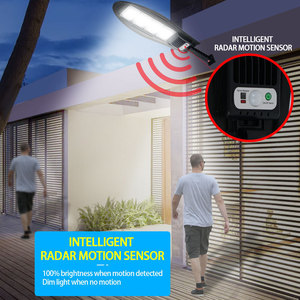Farola Solar LED de 100W con Sensor de Movimiento Integrado, Montaje en Pared, Iluminación Exterior - Product Image 5