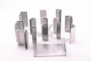 6063 T5 tùy chỉnh đùn nhôm hồ sơ kim loại trường hợp chuyến bay góc <span class=keywords><strong>Anodized</strong></span> rõ ràng Bạc - Product Image 3