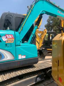 Excavatrice Kobelco SK75 d'occasion 2022, 7,5 tonnes, avec godet de terrassement d'une capacité de 0,375 m³, excavatrice sur chenilles Kobelco SK75 d'occasion - Product Image 2