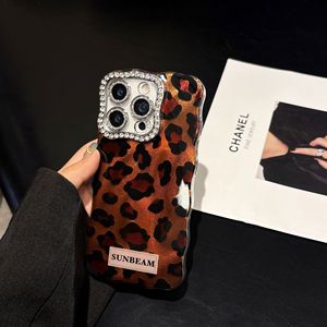 Cao cấp TPU Leopard in Twist cho <span class=keywords><strong>Iphone</strong></span> 16/17 Pro Max trường hợp điện thoại với thiết kế chống sốc và bảo vệ máy ảnh - Product Image 4