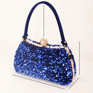 Kalp Şeklinde El Çantası, Kadınlar İçin Kristal Taşlı Abiye Çantası, Altın Kristal El Çantası - Product Image 1