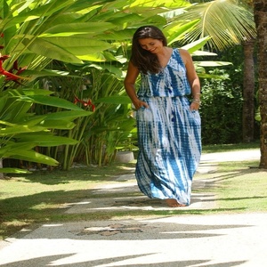 Nouvelle collection de vêtements pour filles longue coupe ample Tie Dye Beach Wear Tassel Maxi Dress avec décolleté en V sexy et taille élastiquée - Product Image 4