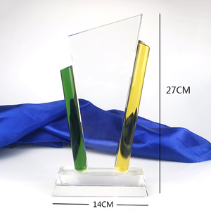 جوائز كريستال مخصصة بالجملة من المصنع مع نقش بالليزر - Product Image 4