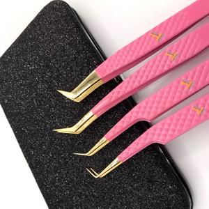 แหนบขนตาแหลมสีทองด้ามจับเพชรแบบกำหนดโลโก้เองได้ - Product Image 5